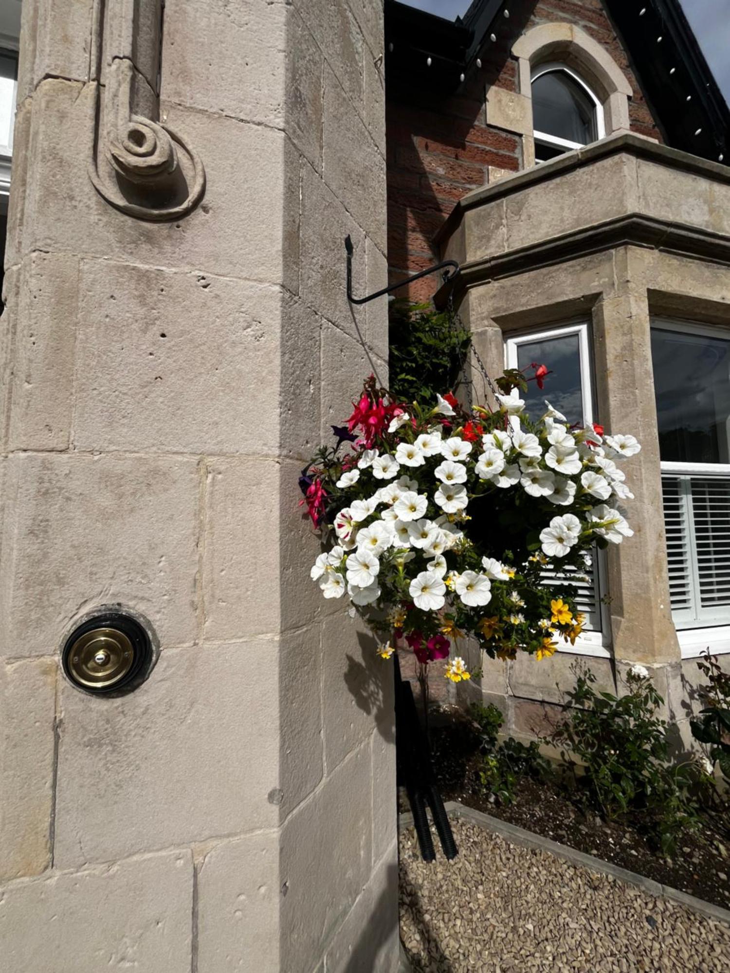 Beinn Mhor Lodge, 63 Culduthel Road Инвернес Екстериор снимка